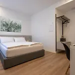 Dea 3* Τρέντο