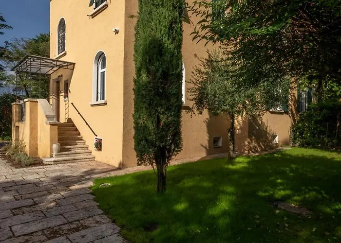 בית הארחה Dea 3*